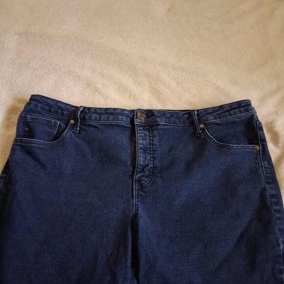 Terra & Sky Women's Size 22W Petite Core Straight Dark Wash Mid Rise Jeans - Picture 4 of 15